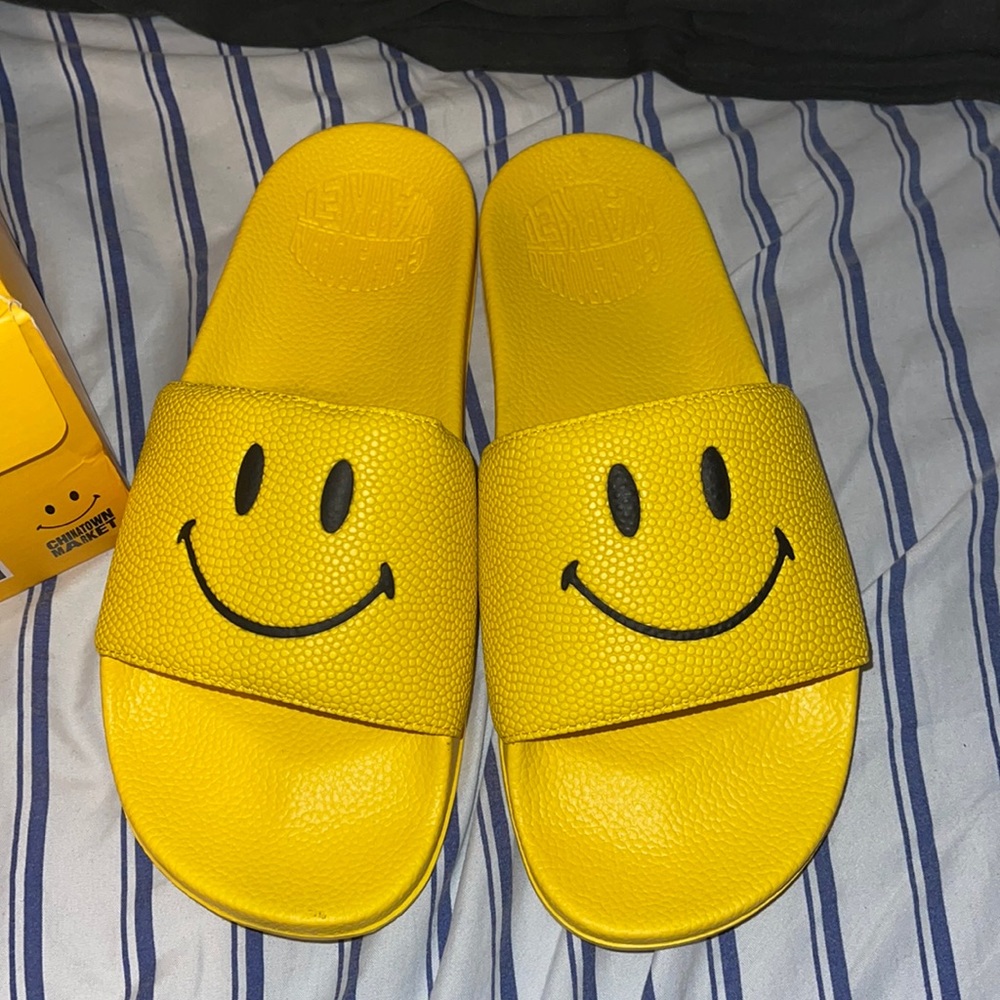 New Never worn ChinaTown Market slides
